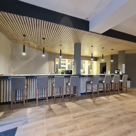 Hotel Alun Nehuen San Carlos de Bariloche Bagian luar foto