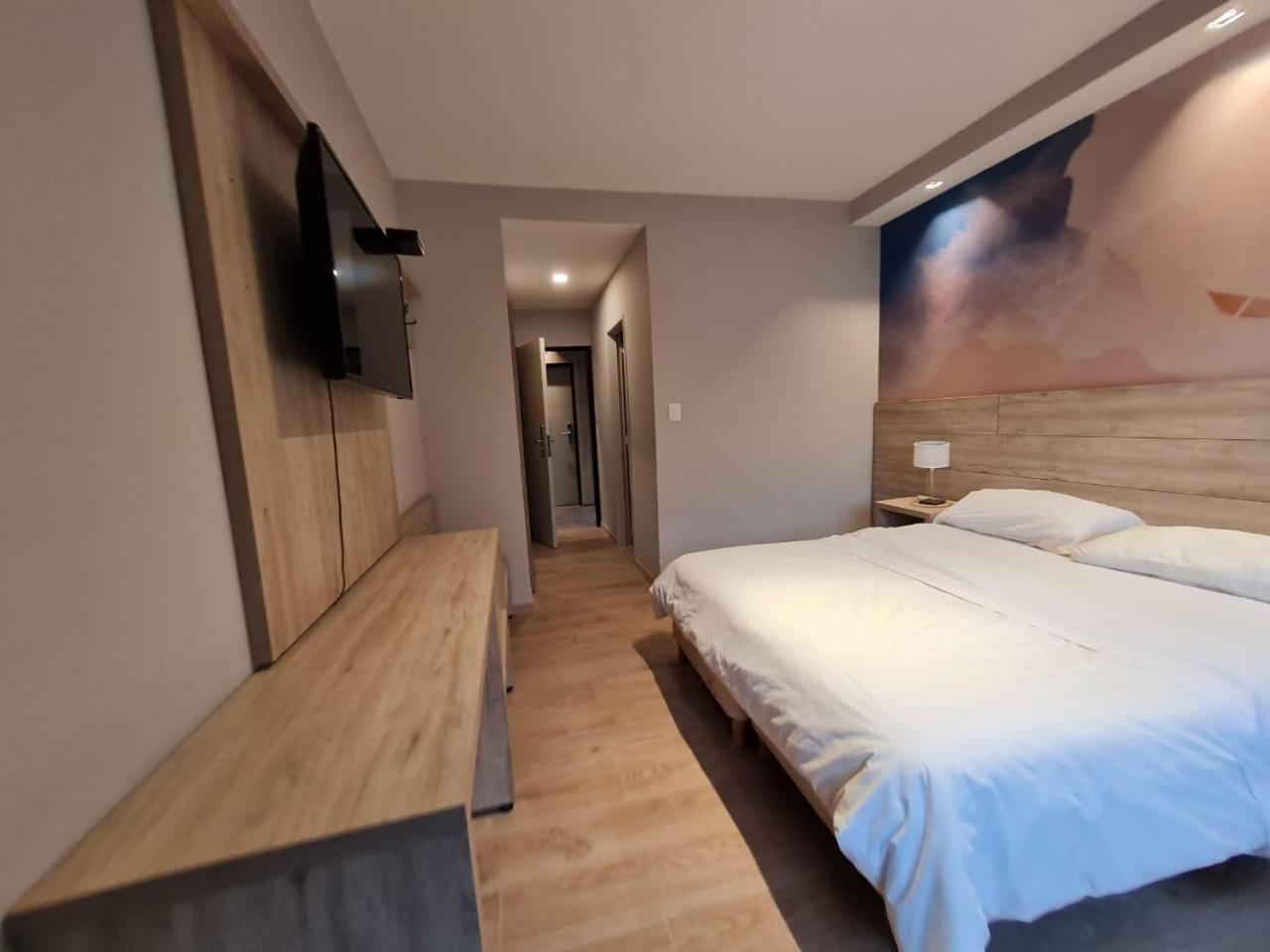 Hotel Alun Nehuen San Carlos de Bariloche Bagian luar foto