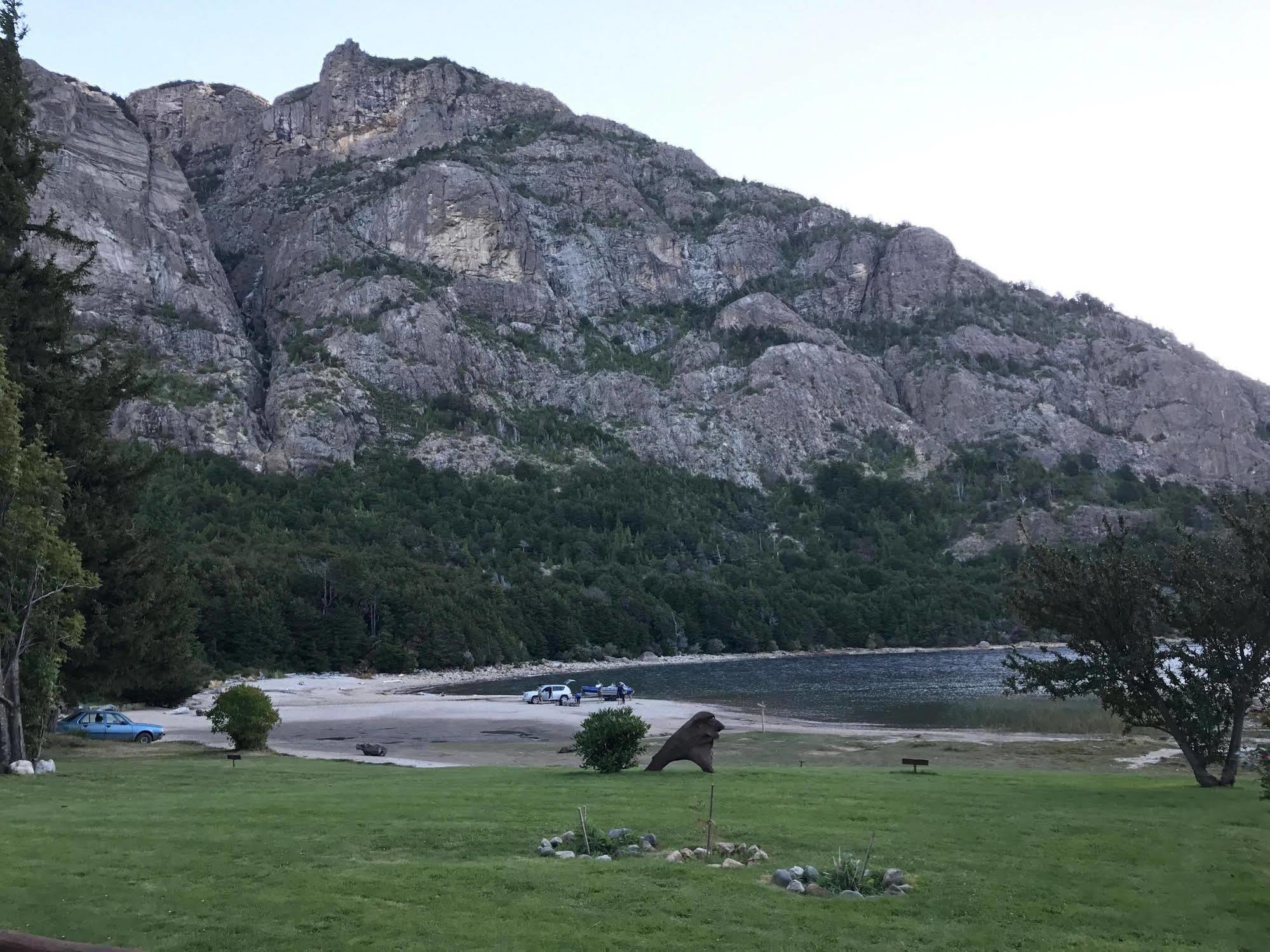 Hotel Alun Nehuen San Carlos de Bariloche Bagian luar foto