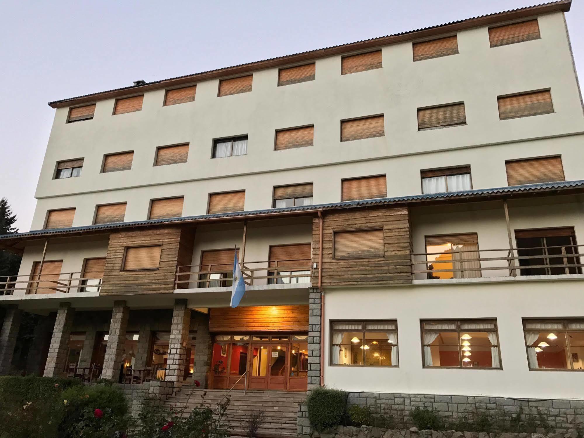 Hotel Alun Nehuen San Carlos de Bariloche Bagian luar foto