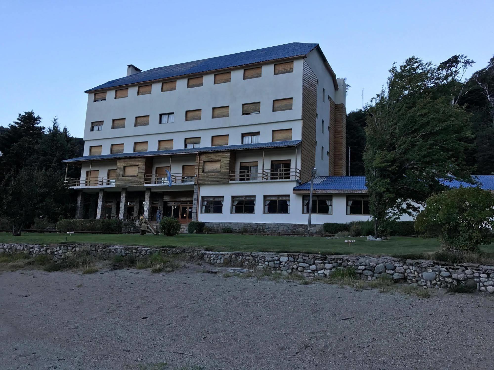 Hotel Alun Nehuen San Carlos de Bariloche Bagian luar foto